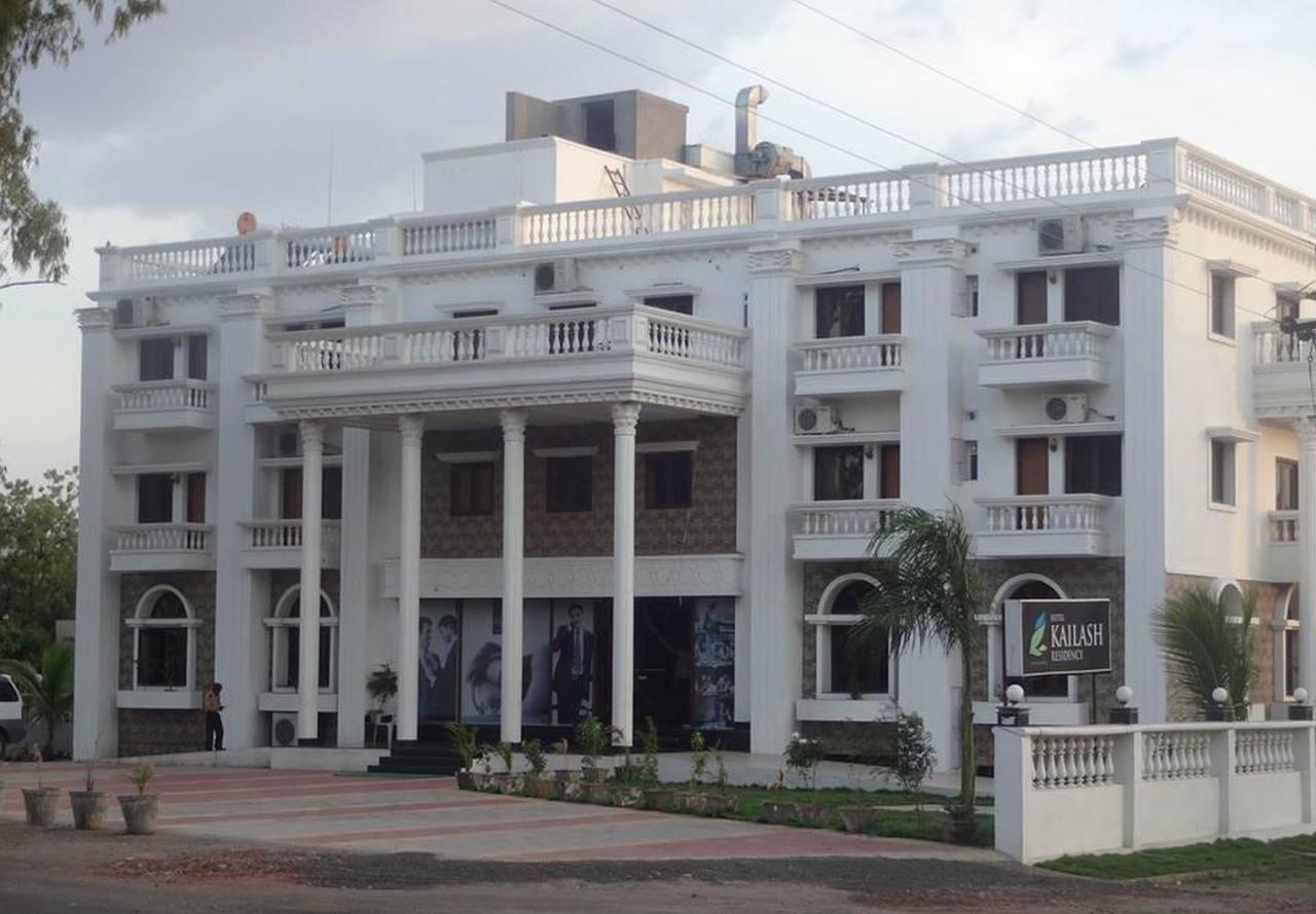 Kailash Residency Hotell Aurangabad  Exteriör bild
